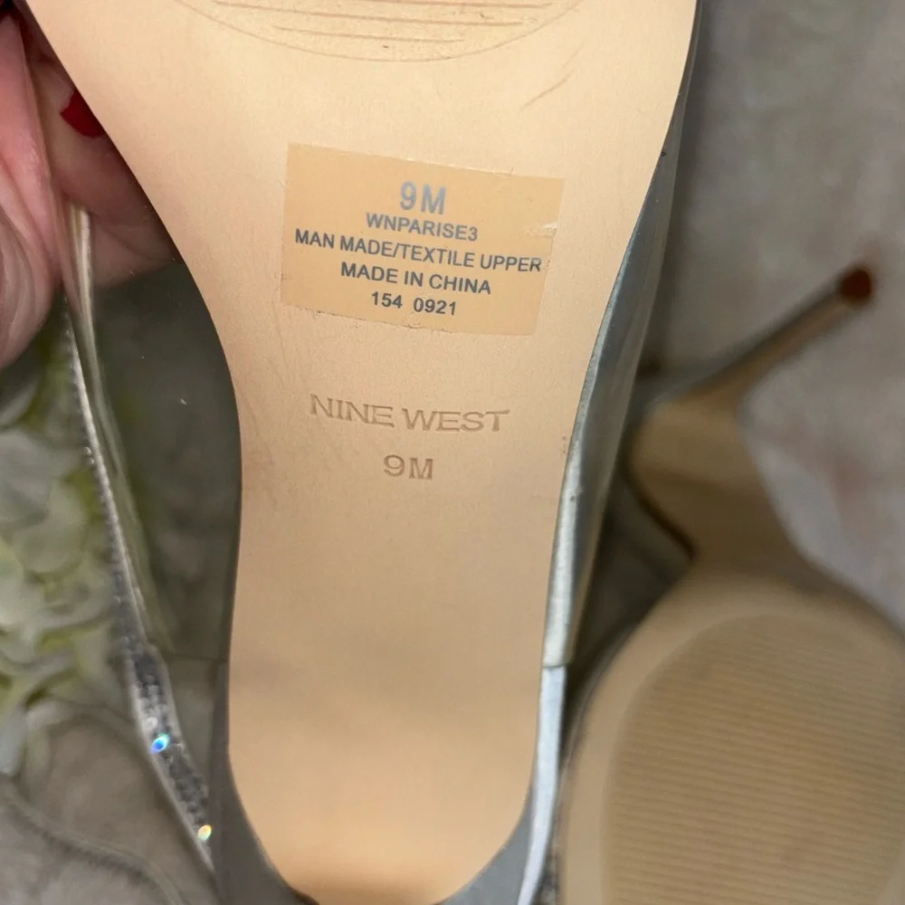Nine West Silver Strappy Heels size 9 white color